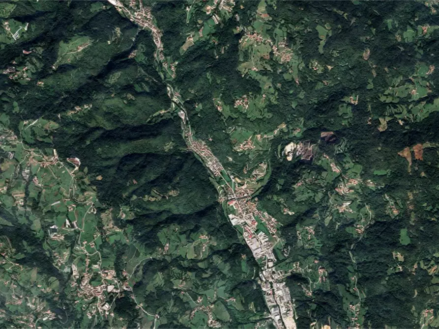 Immagine 27 di Porzione di casa in vendita  in Via San Pietro Vecchio a San Pietro Mussolino