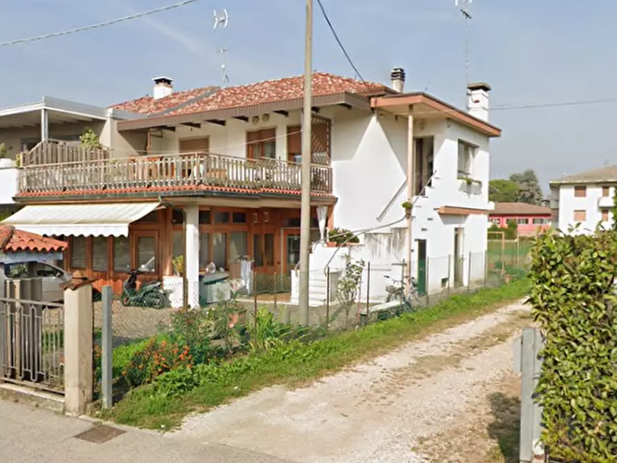 Immagine 5 di Casa indipendente in vendita  in Via Ponte a Malo