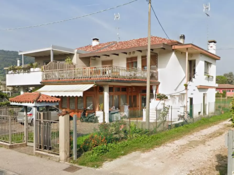 Immagine 7 di Casa indipendente in vendita  in Via Ponte a Malo