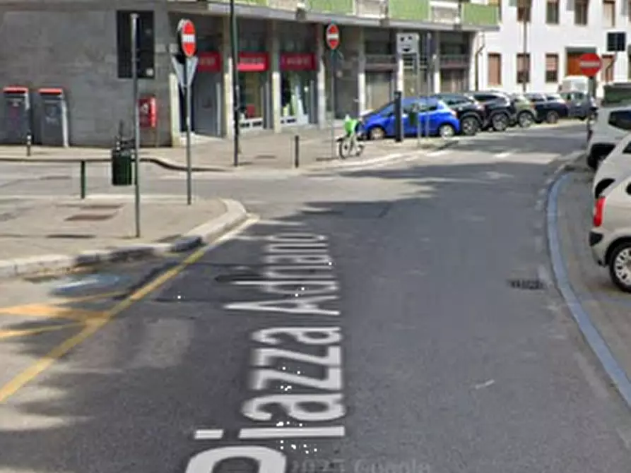 Immagine 6 di Garage in vendita  in Piazza Adriano a Torino