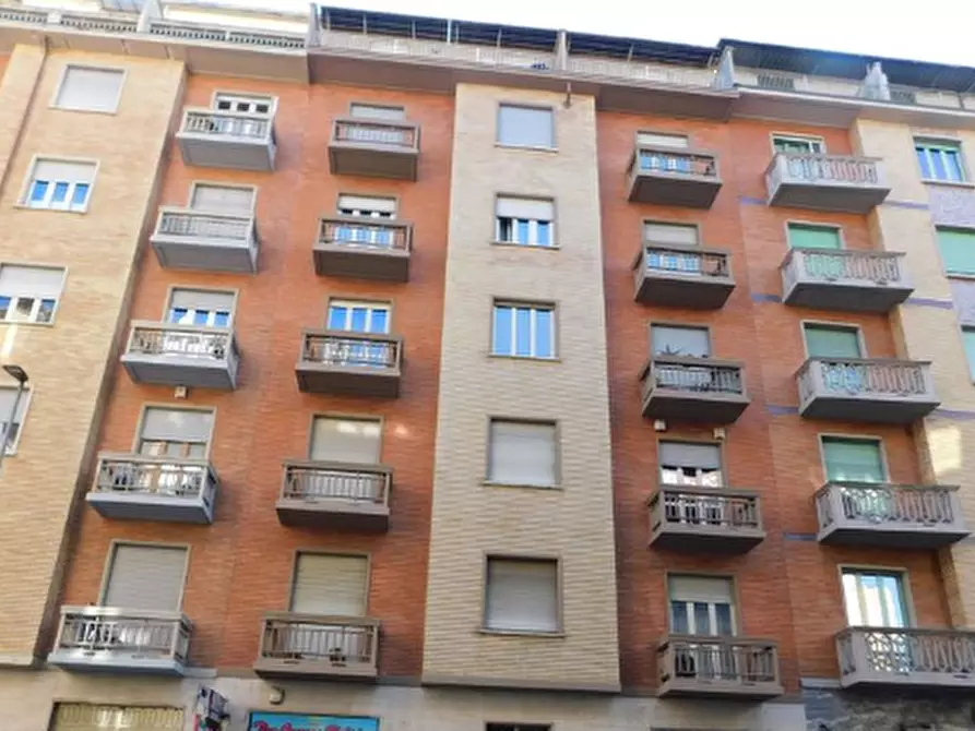 Immagine 3 di Appartamento in vendita  in Via Bernardino Luini a Torino