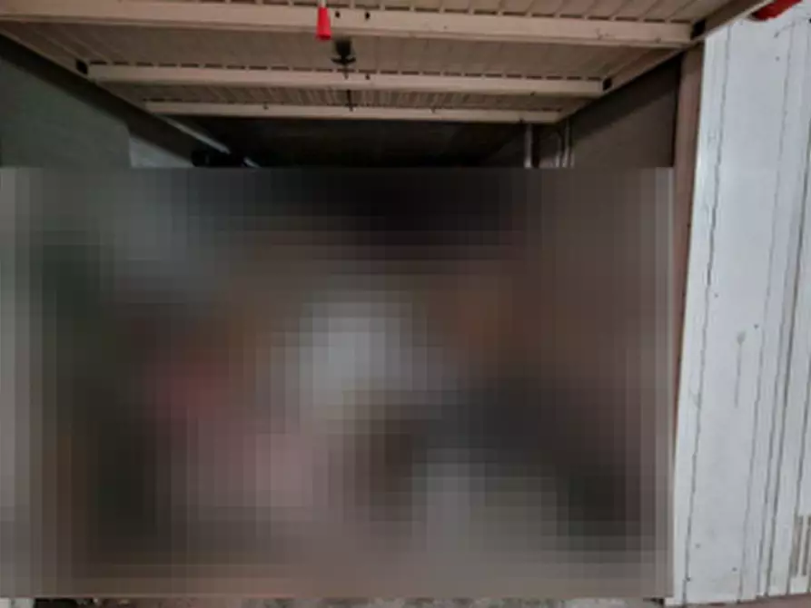 Immagine 6 di Garage in vendita  in Piazza Adriano  a Torino