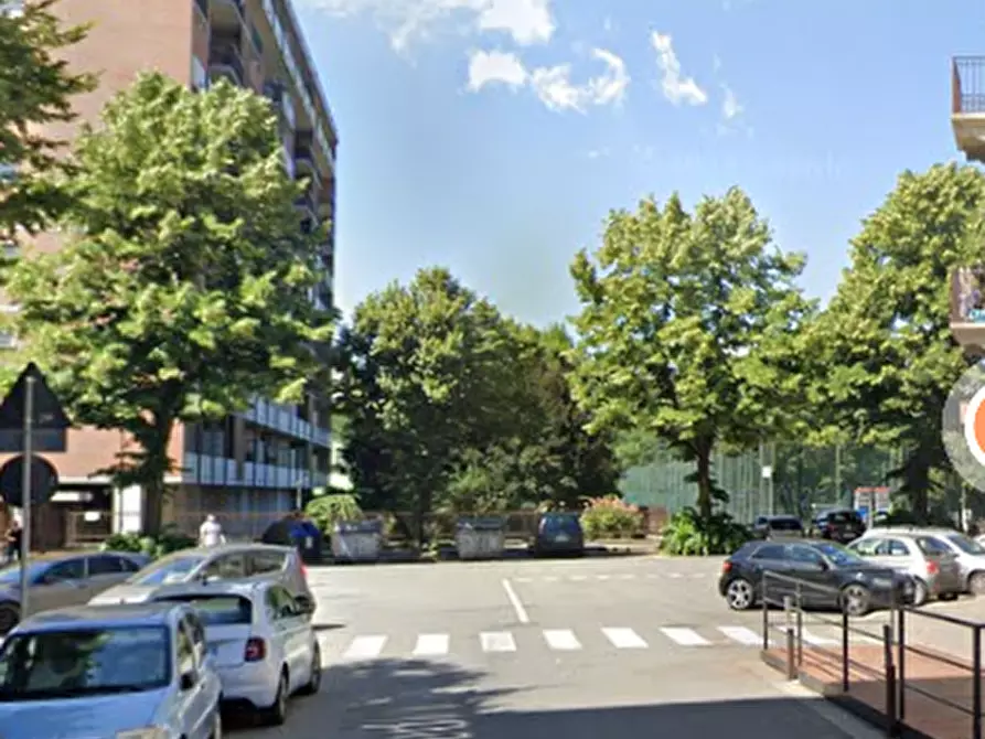 Immagine 11 di Negozio in vendita  in Via Giorgio Ghedini a Torino