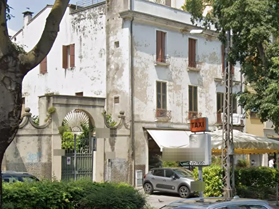 Immagine 6 di Appartamento in vendita  in Viale Mazzini  a Padova