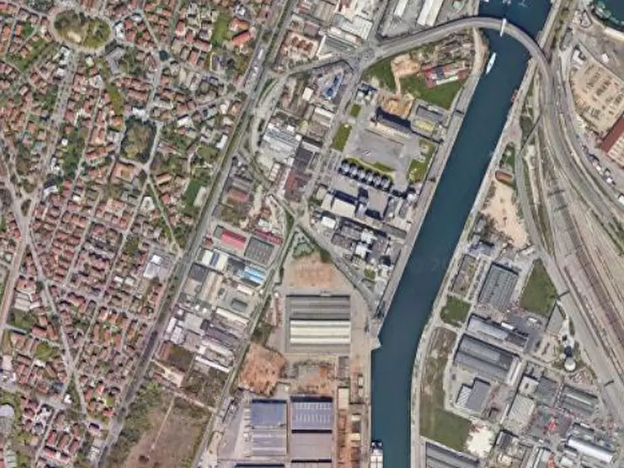 Immagine 1 di Terreno edificabile in vendita  in Via dell'Elettricità a Venezia
