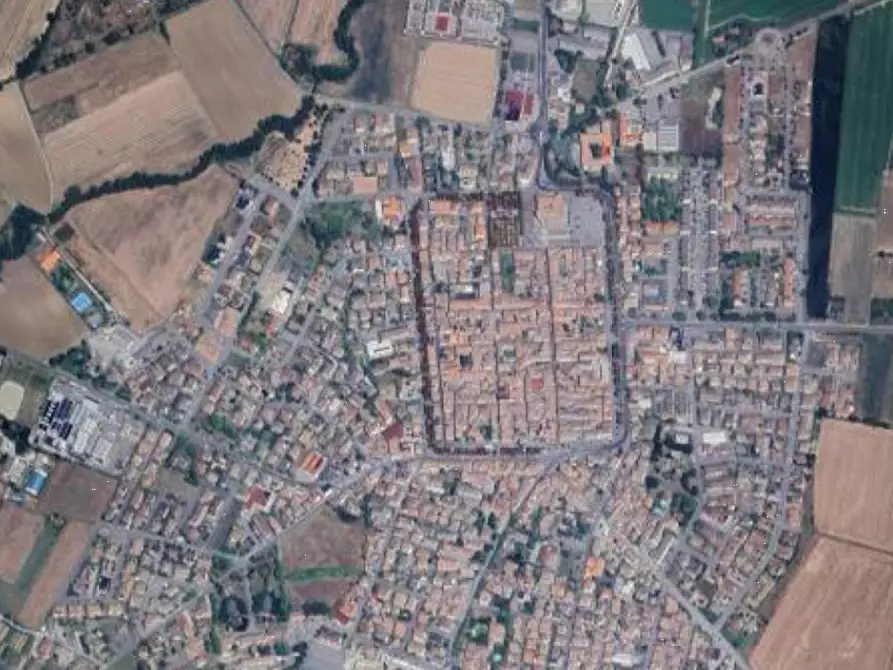 Immagine 8 di Garage in vendita  in Via Mottaziana  a Borgonovo Val Tidone