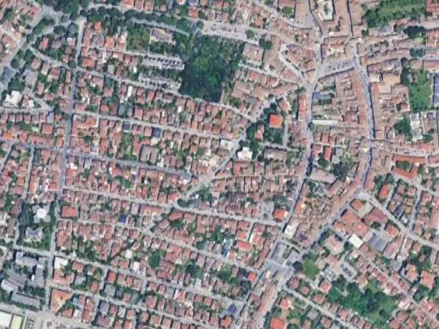 Immagine 8 di Negozio in vendita  in Via Redipuglia a Ravenna