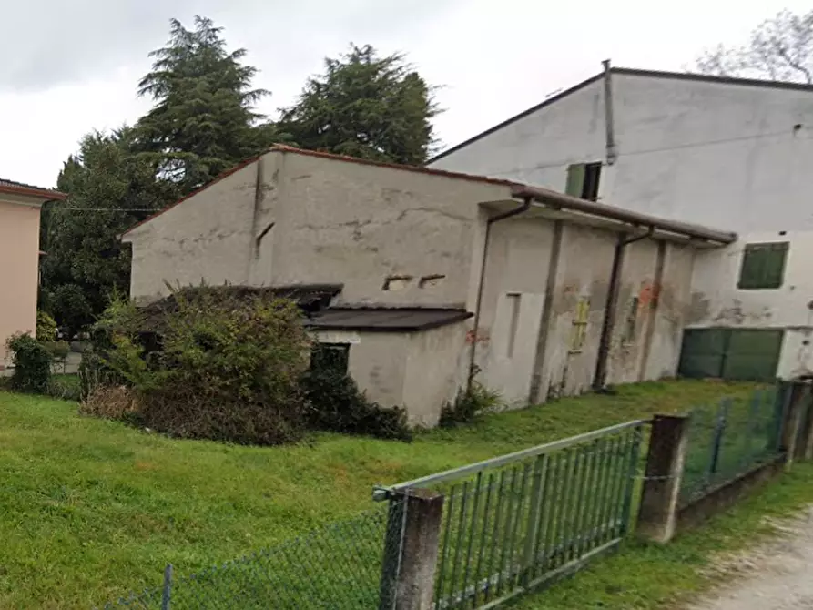 Immagine 4 di Stabile in vendita  in Via Guglielmo Marconi a Mogliano Veneto