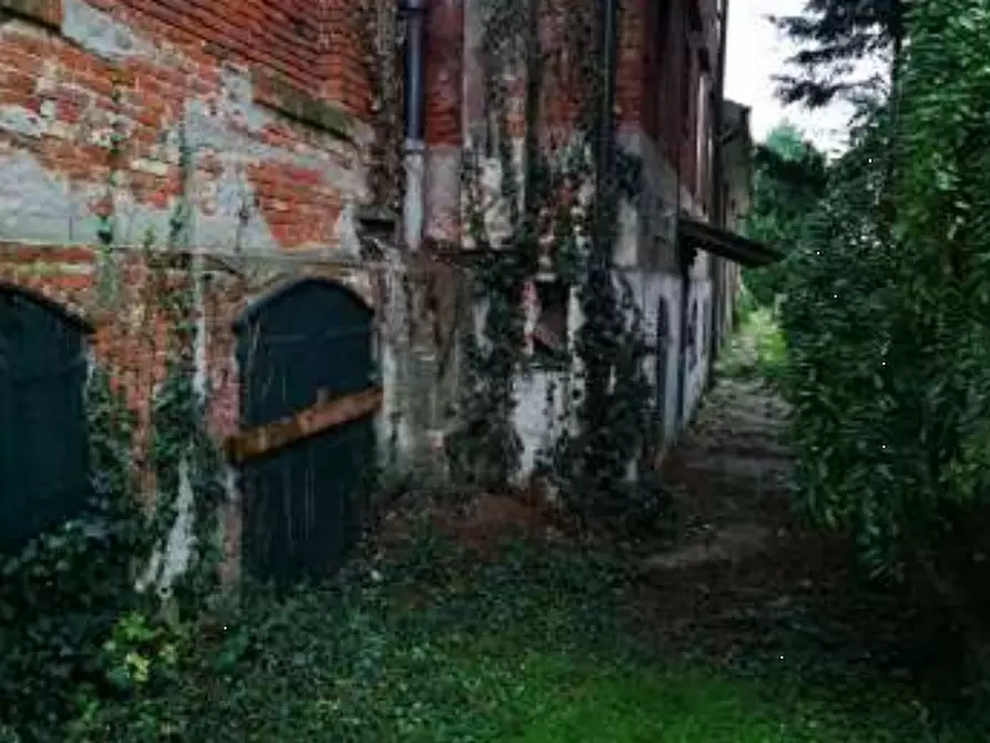 Immagine 12 di Stabile in vendita  in Via Guglielmo Marconi a Mogliano Veneto