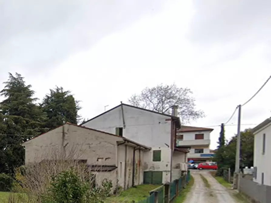 Immagine 14 di Stabile in vendita  in Via Guglielmo Marconi a Mogliano Veneto