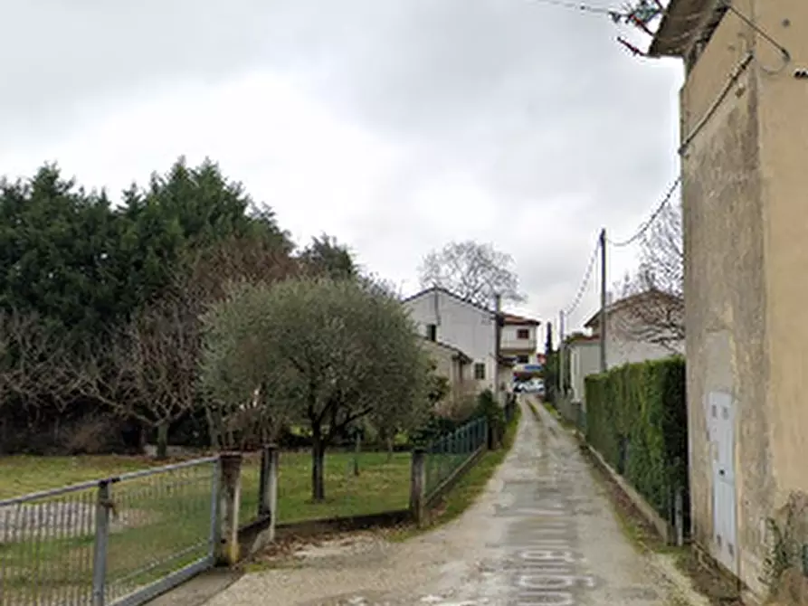 Immagine 35 di Stabile in vendita  in Via Guglielmo Marconi a Mogliano Veneto