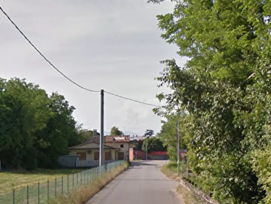 Immagine 10 di Laboratorio in vendita  in Via Solagna a Trevignano