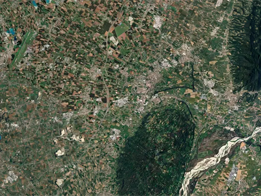 Immagine 15 di Laboratorio in vendita  in Via Solagna a Trevignano