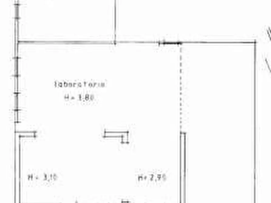 Immagine 17 di Laboratorio in vendita  in Via Solagna a Trevignano