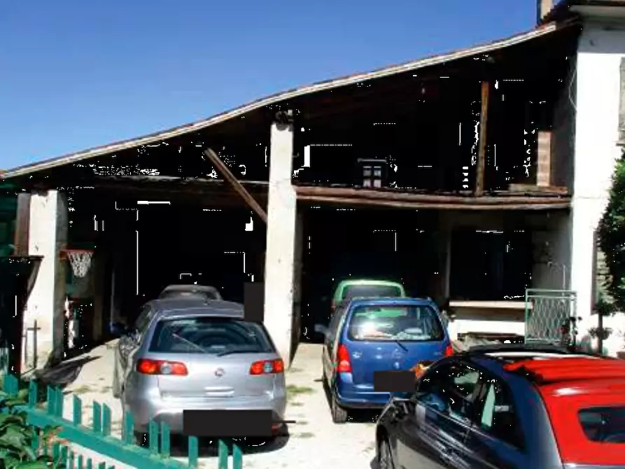 Immagine 2 di Magazzino in vendita  in Via Feltrina a Crocetta Del Montello