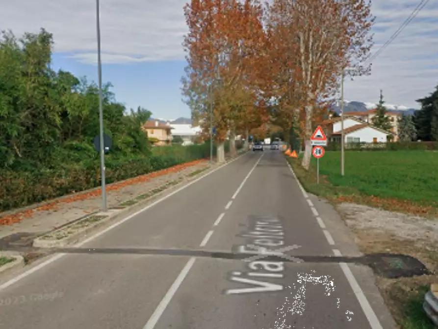 Immagine 9 di Magazzino in vendita  in Via Feltrina a Crocetta Del Montello