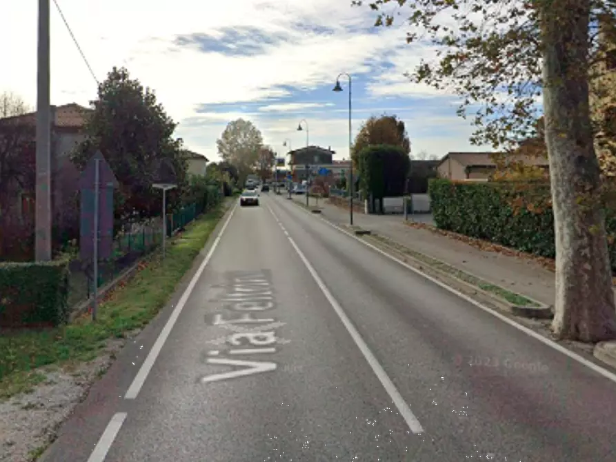 Immagine 10 di Magazzino in vendita  in Via Feltrina a Crocetta Del Montello