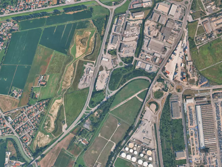 Immagine 2 di Capannone industriale in vendita  in Via Malcontenta a Venezia