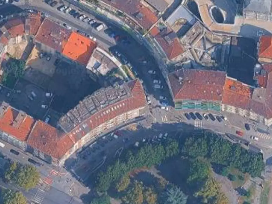 Immagine 11 di Garage in vendita  in Piazza Adriano a Torino