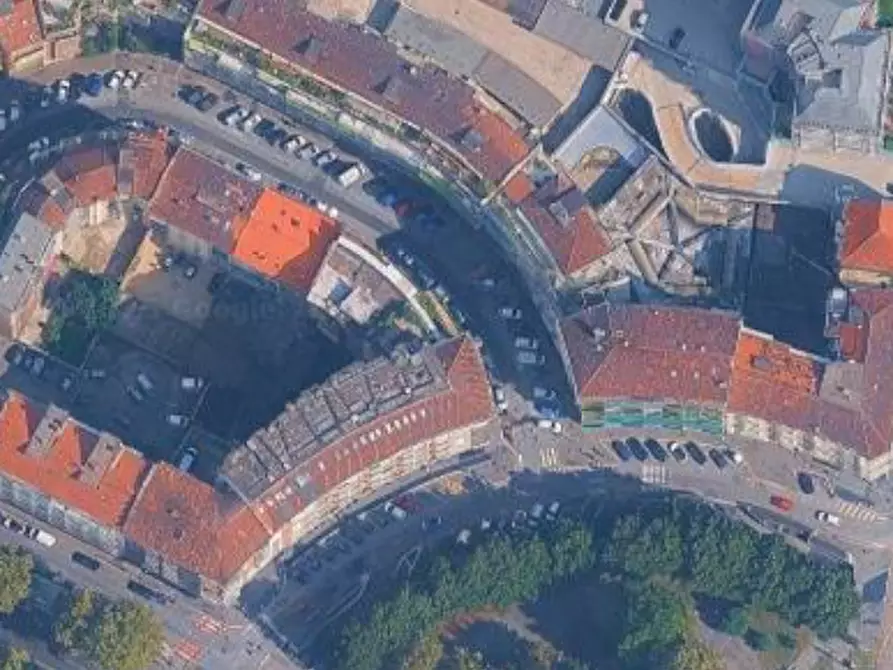 Immagine 9 di Garage in vendita  in Piazza Adriano a Torino