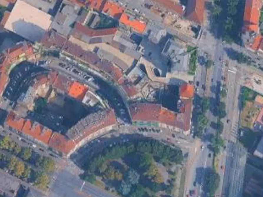 Immagine 12 di Garage in vendita  in Piazza Adriano a Torino