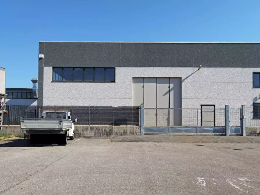 Immagine 1 di Capannone industriale in vendita  in Via Aldo Moro  a Rondissone