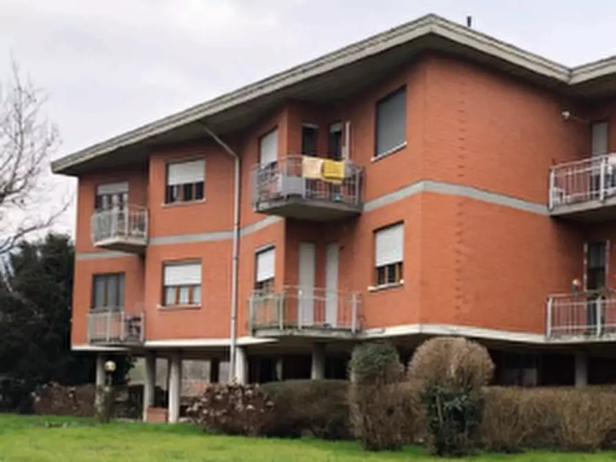 Immagine 2 di Appartamento in vendita  in Via Mascagni  a Gassino Torinese