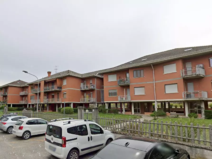 Immagine 6 di Appartamento in vendita  in Via Mascagni  a Gassino Torinese