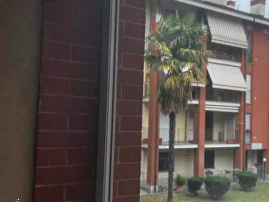 Immagine 8 di Appartamento in vendita  in Viale Martiri della Libertà a Borgaro Torinese