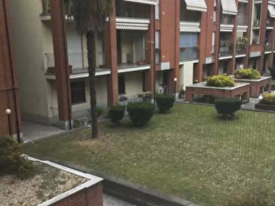 Immagine 1 di Appartamento in vendita  in Viale Martiri della Libertà a Borgaro Torinese