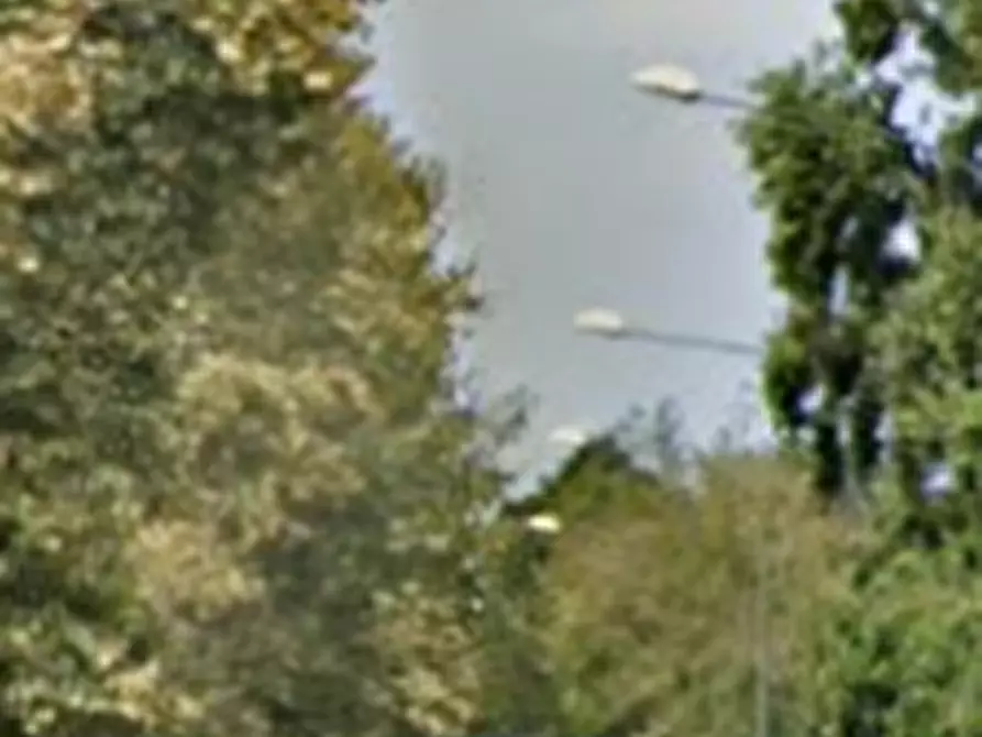 Immagine 3 di Negozio in vendita  in Corso Traiano a Torino