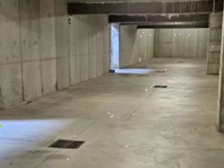 Immagine 6 di Garage in vendita  in Via Alpi Carniche a Rivoli