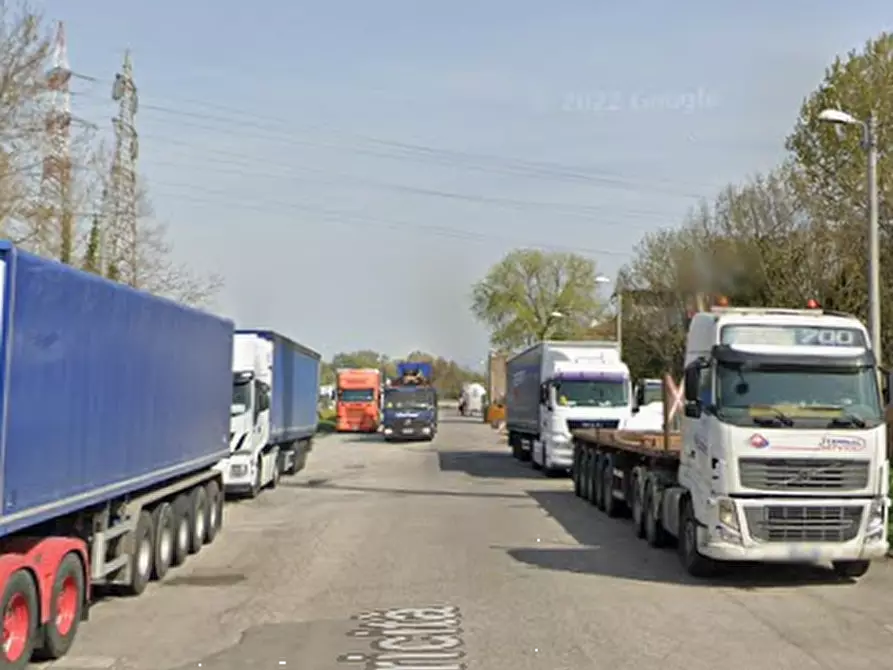 Immagine 10 di Terreno edificabile in vendita  in Via dell’Elettricità a Venezia