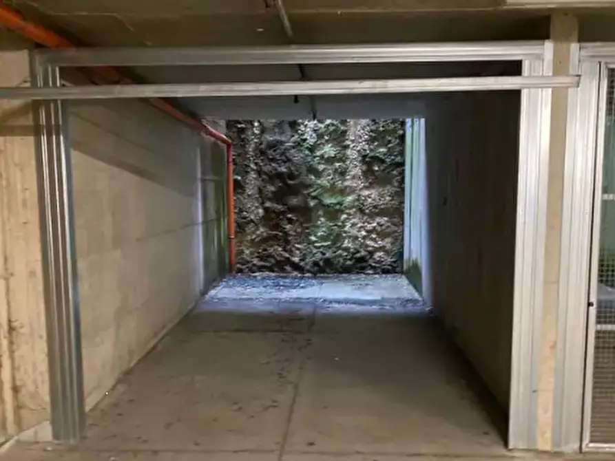 Immagine 8 di Stabile in vendita  in Via Guglielmo Marconi a Verdello