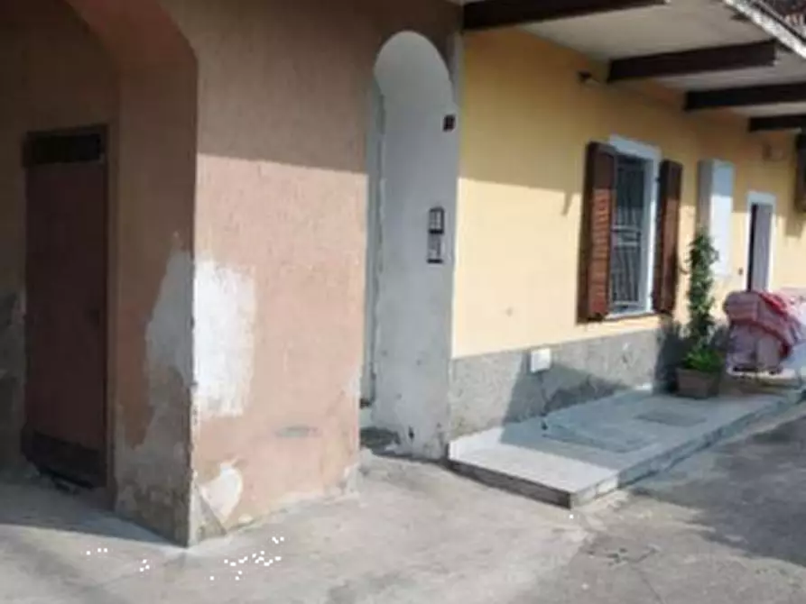 Immagine 5 di Appartamento in vendita  in Via Principe Umberto a Bonate Sopra