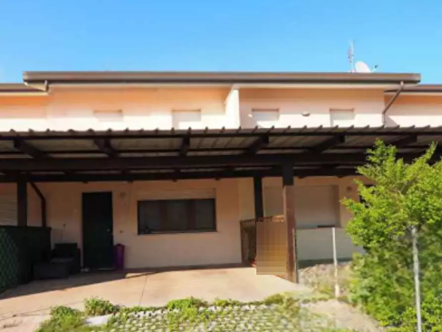 Immagine 1 di Villetta a schiera in vendita  in Vicolo rive dei cuoi a Fontanafredda