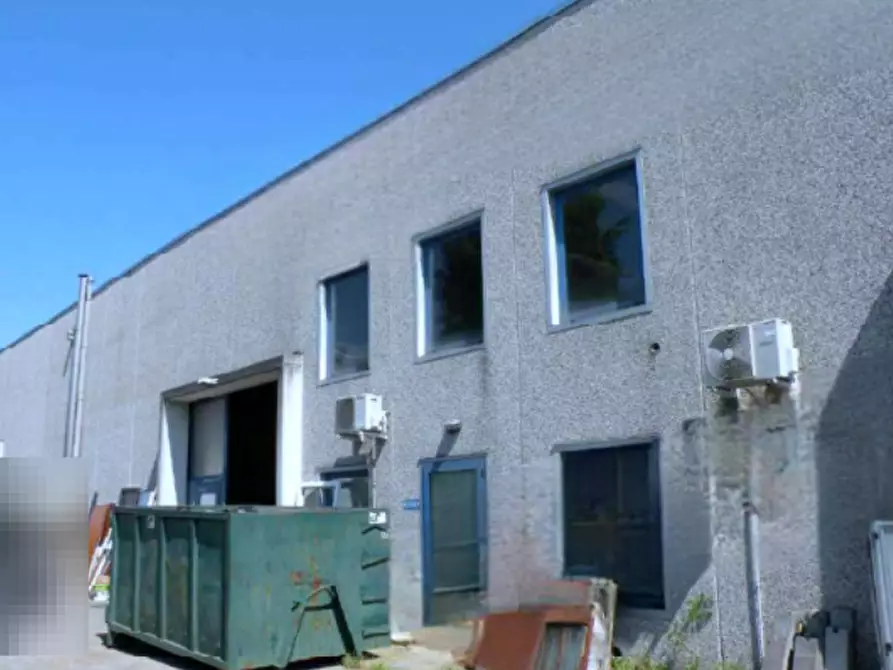 Immagine 2 di Capannone industriale in vendita  in Viale lino zanussi a Pordenone