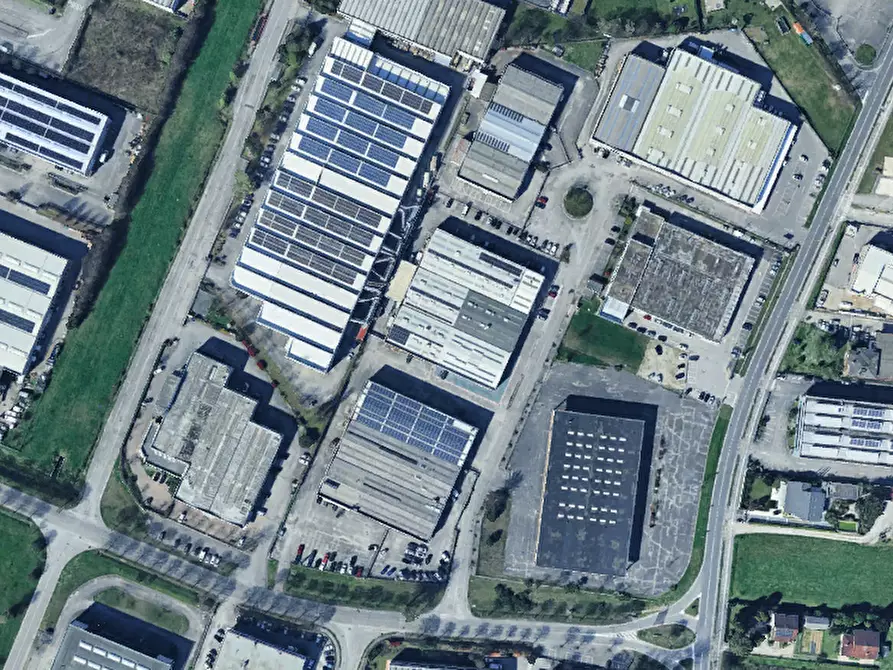 Immagine 1 di Capannone industriale in vendita  in Viale lino zanussi a Pordenone