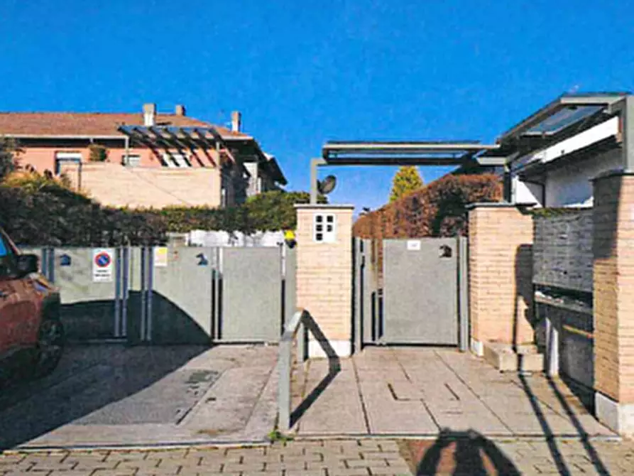 Immagine 1 di Appartamento in vendita  in Via Bassa a Stezzano