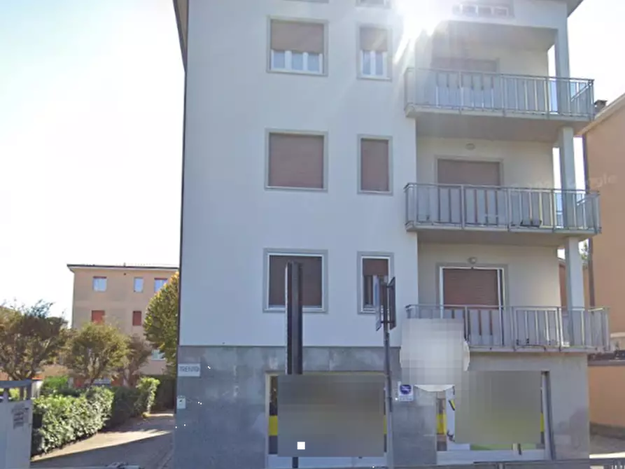 Immagine 11 di Mansarda in vendita  in Via Trento a Curno