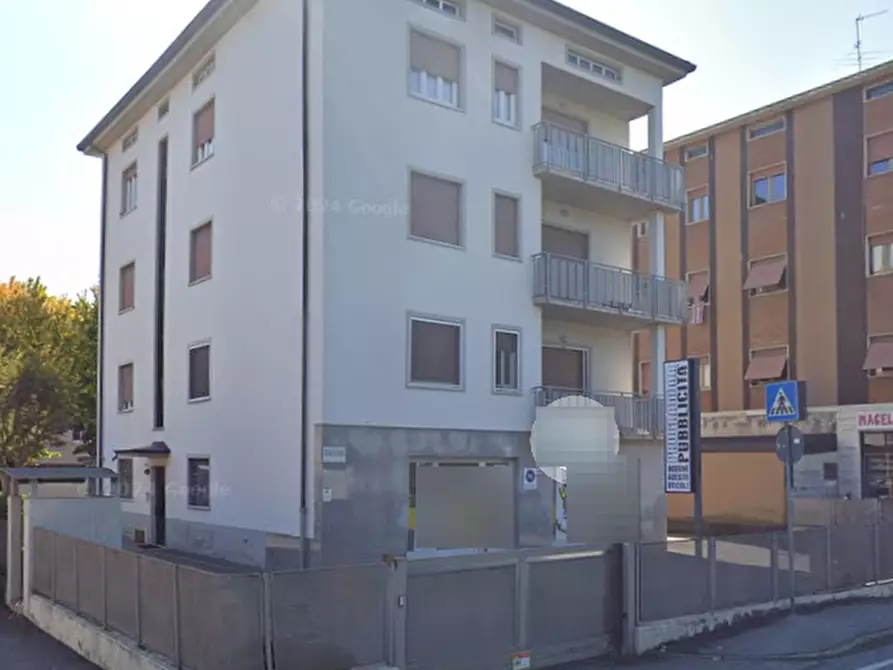 Immagine 14 di Mansarda in vendita  in Via Trento a Curno