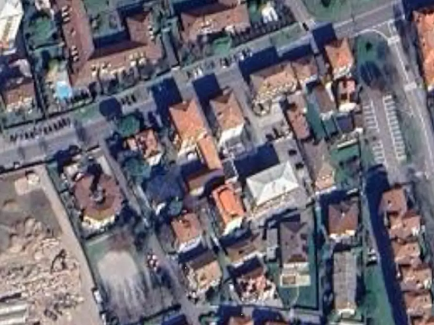 Immagine 20 di Mansarda in vendita  in Via Trento a Curno