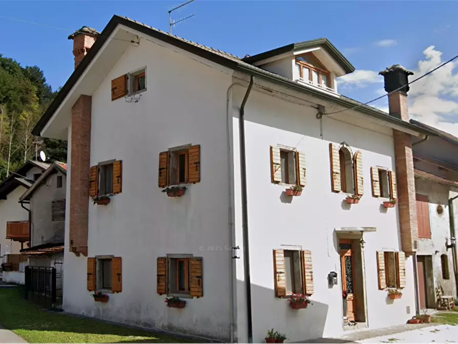 Immagine 13 di Porzione di casa in vendita  in  Via della Grotta a Alpago