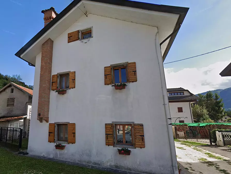 Immagine 14 di Porzione di casa in vendita  in  Via della Grotta a Alpago