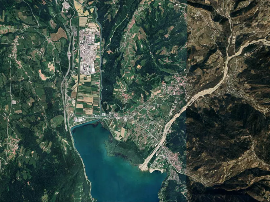 Immagine 28 di Porzione di casa in vendita  in  Via della Grotta a Alpago