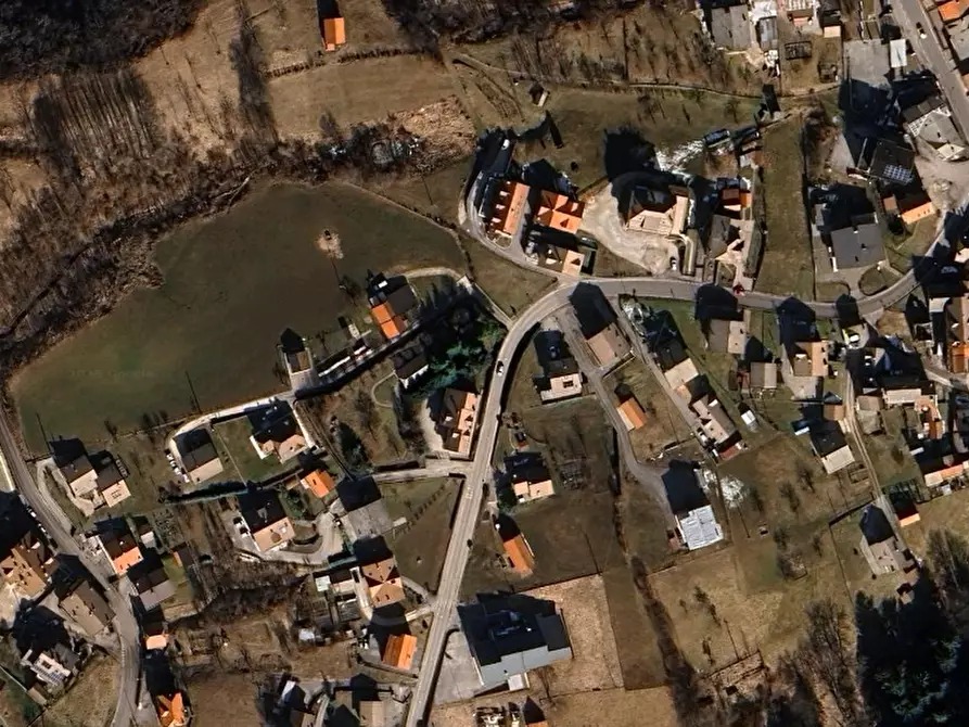 Immagine 8 di Porzione di casa in vendita  in via Broz a Tambre