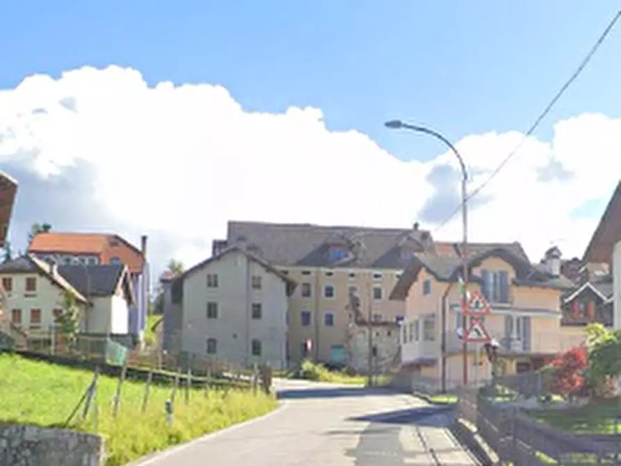 Immagine 17 di Porzione di casa in vendita  in via Broz a Tambre