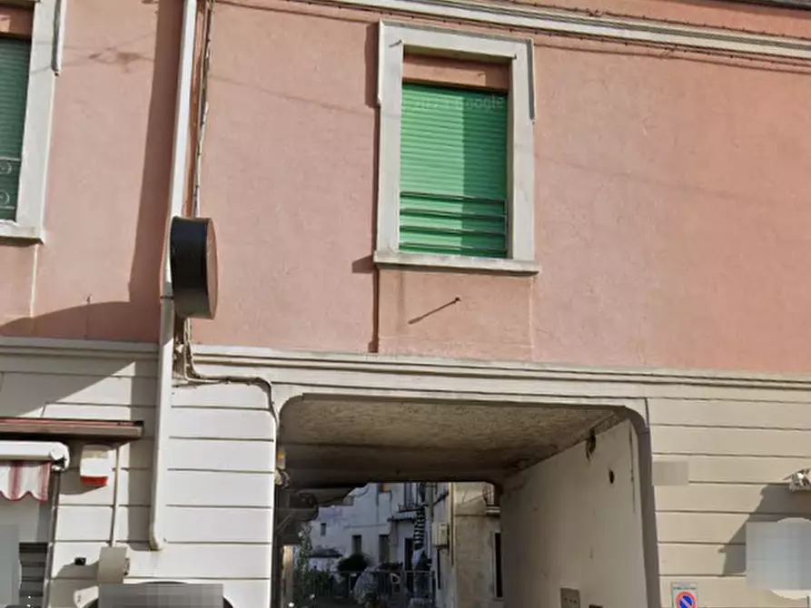 Immagine 11 di Appartamento in vendita  in  Via Roma  a Misano Di Gera D'adda