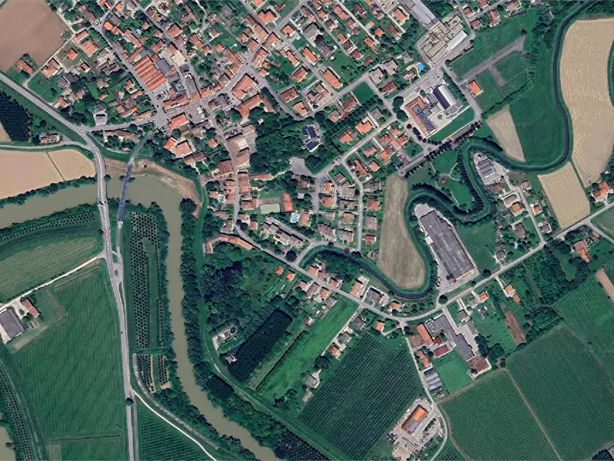 Immagine 37 di Villa in vendita  in Via Vittorio Emanuele a Meduna Di Livenza