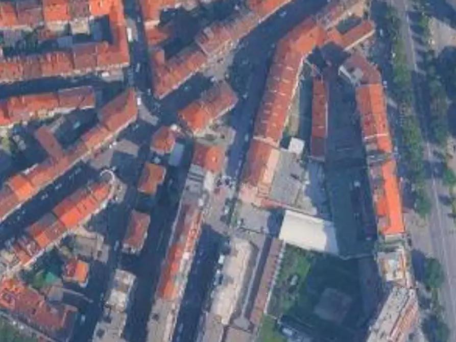 Immagine 7 di Garage in vendita  in Piazza Adriano a Torino